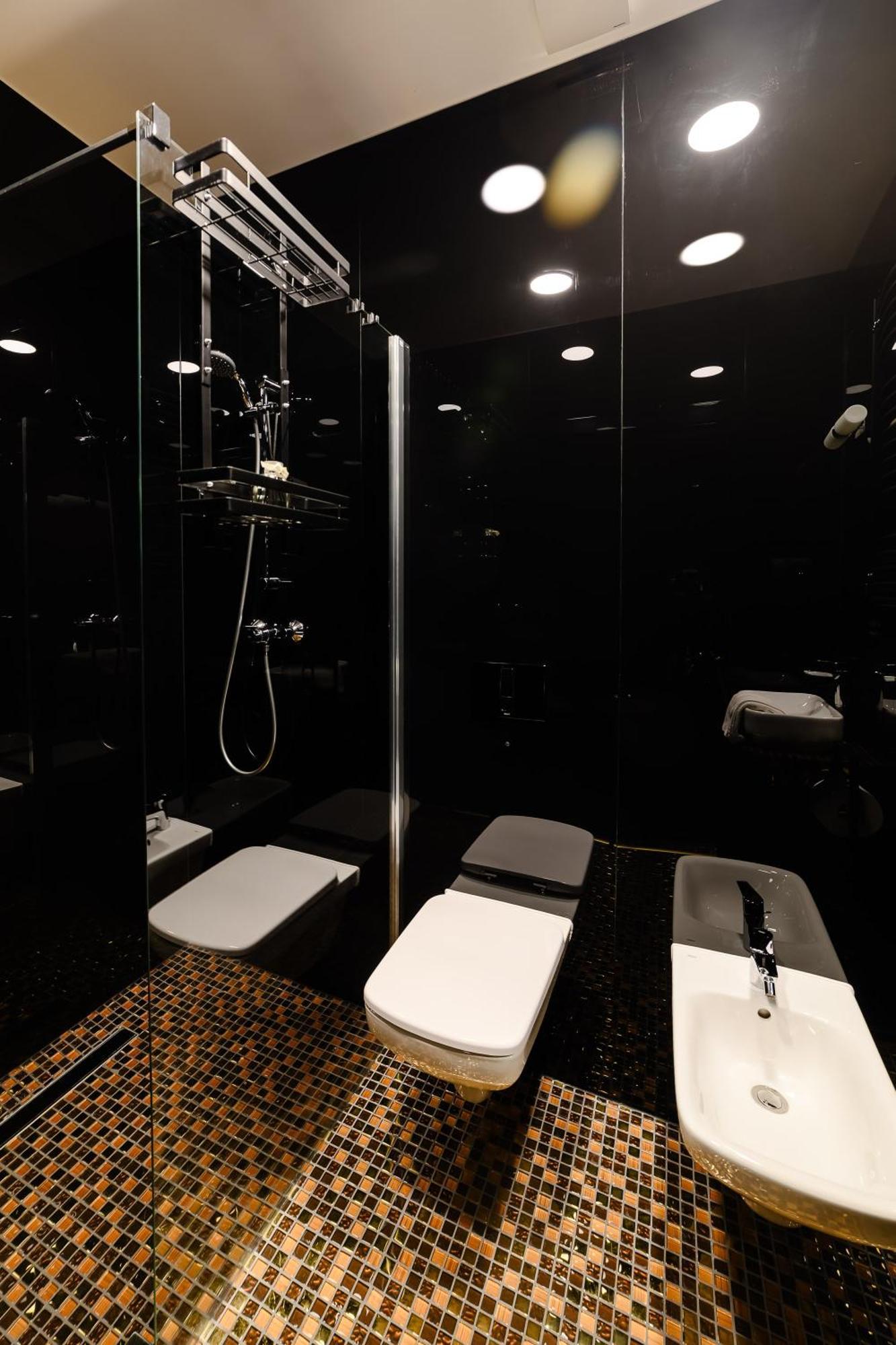 Golden Lion House Bed&Breakfast Румя Экстерьер фото
