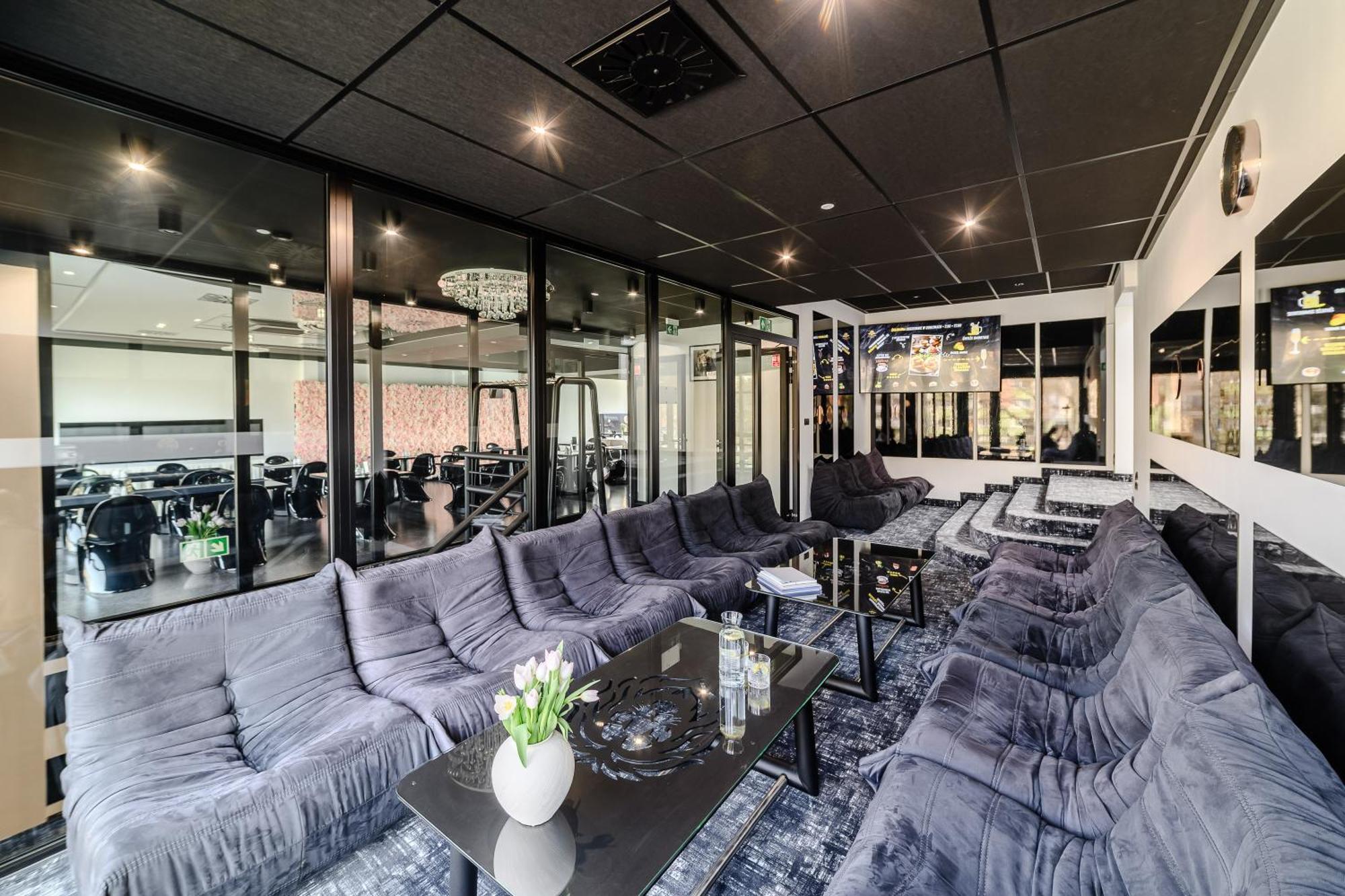 Golden Lion House Bed&Breakfast Румя Экстерьер фото